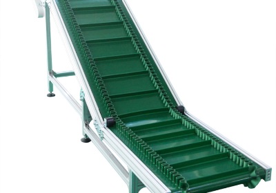 爬坡皮带输送机